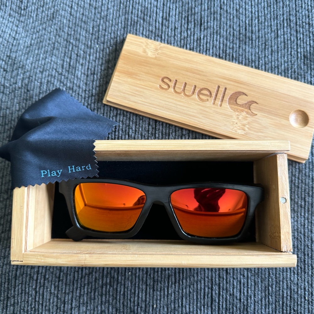 NEW Classic Black/Fire Bamboo Sunglasses SWELL VISION